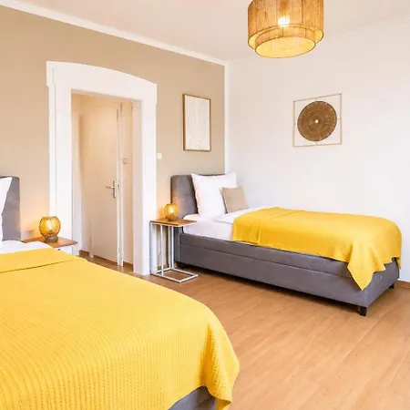 Apartmán Fuer 4 Personen, 2 Schlafzimmer, Kueche, Wlan *
